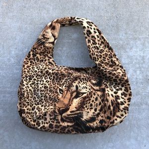 Lee Sands Leopard Basic Tote